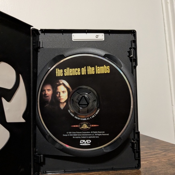Hannibal Lecter Two-Pack DVD, Used- Great Condition - Picture 3 of 3